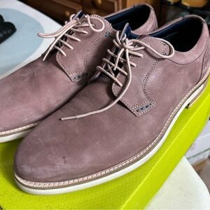 Ted Baker mauve leather oxfords.